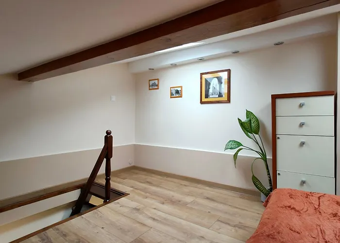 Krakow Old Town Apartment